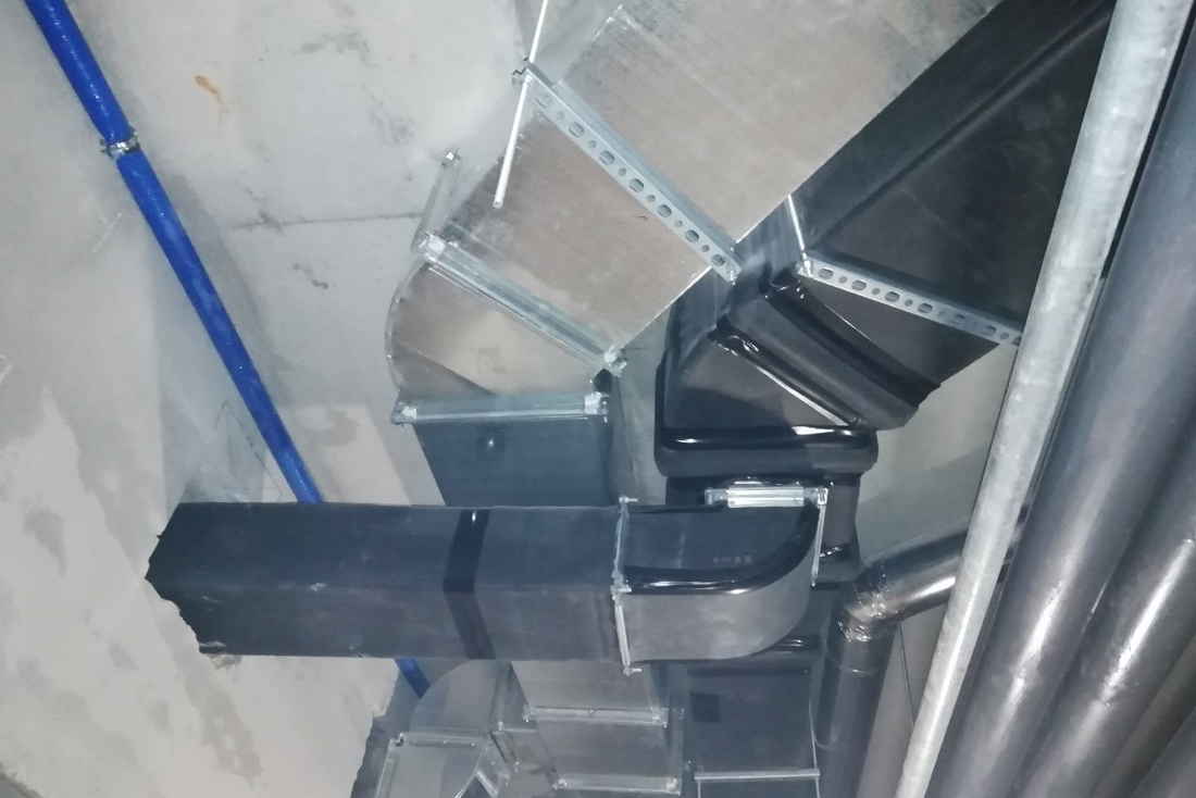 Heat insulation of pipelines in the LCD "Liko-Grad" 7