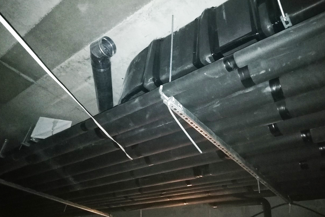 Heat insulation of pipelines in the LCD "Liko-Grad" 8